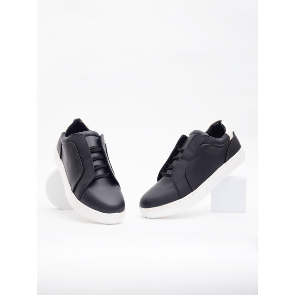 Big Fox Street Style Classic Sneakers For Men 